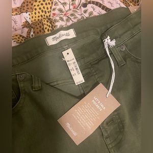 Madewell 9” High Rise Skinny Jeans 32 olive button fly nwt